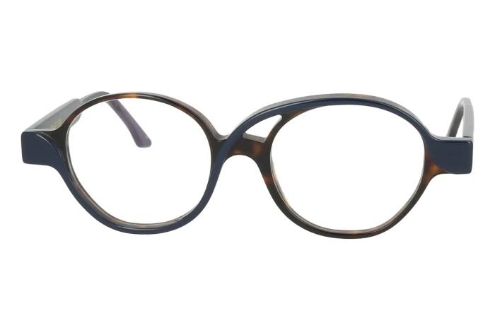 Modèle Azalée, couleur écaille navy par Pierre Eyewear